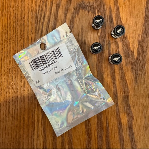 MUSTANG, 4PCS Tire Caps, Aluminum Alloy Valve Stem Cap, Decorative Accessory - Picture 2 of 2